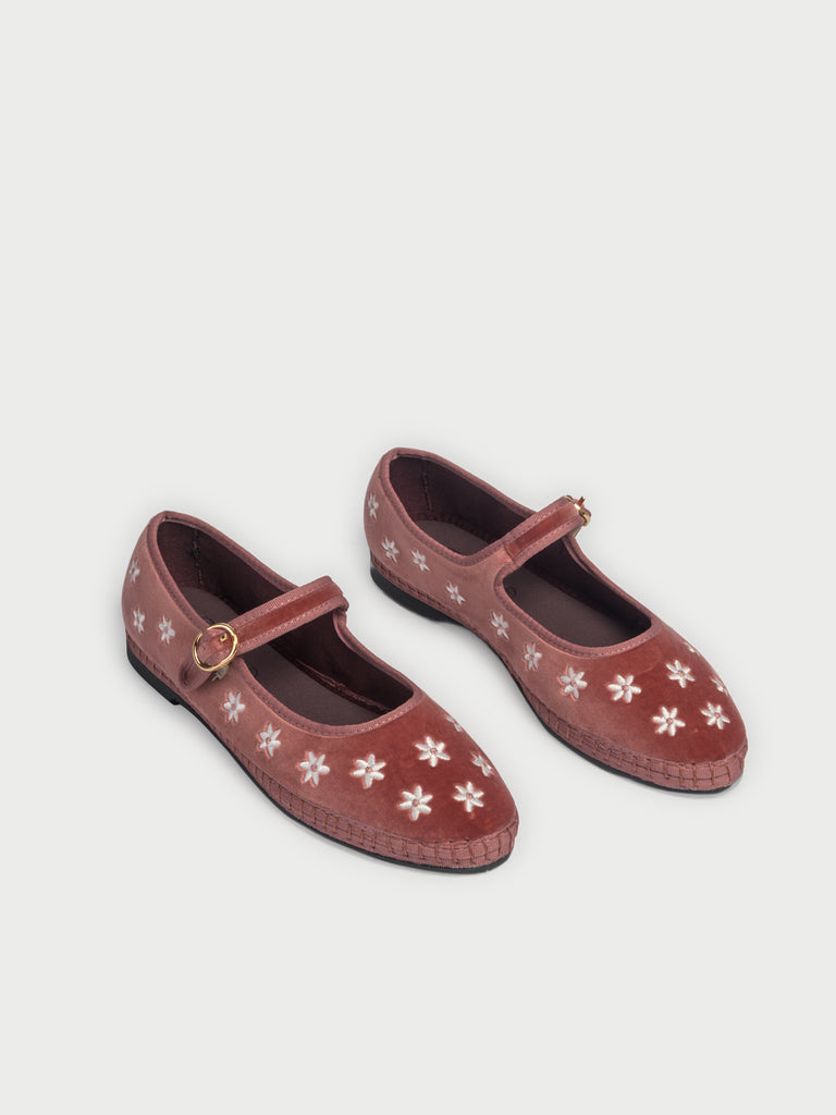 Daisy Embroidered Mary Jane