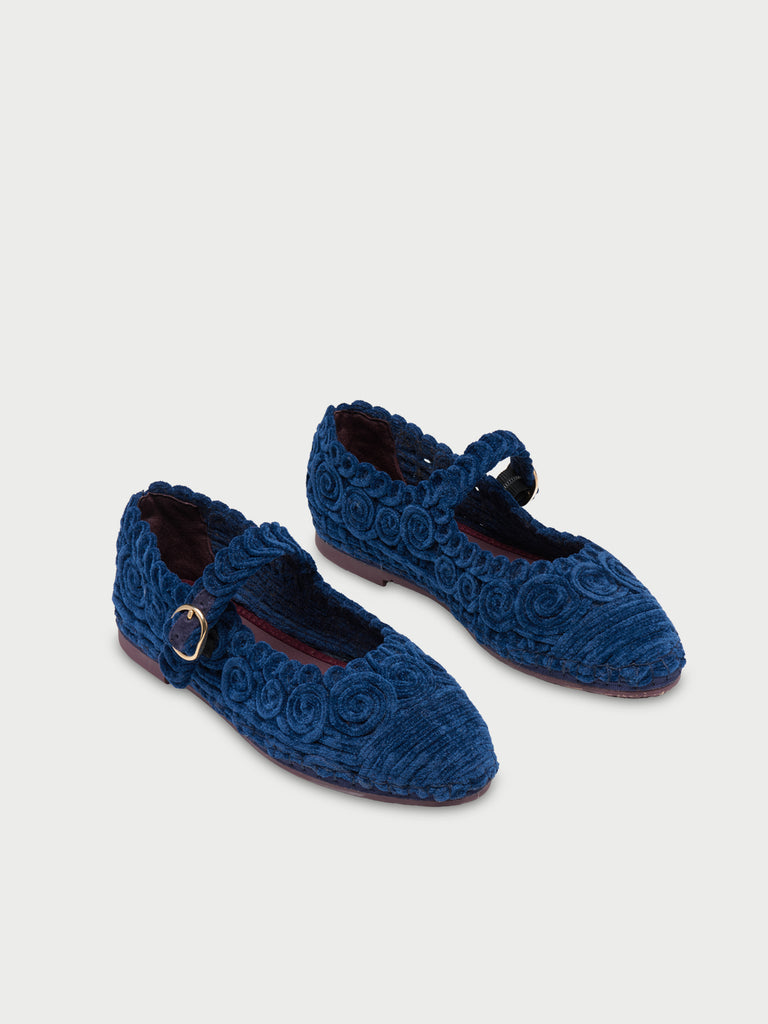 Kyra Navy