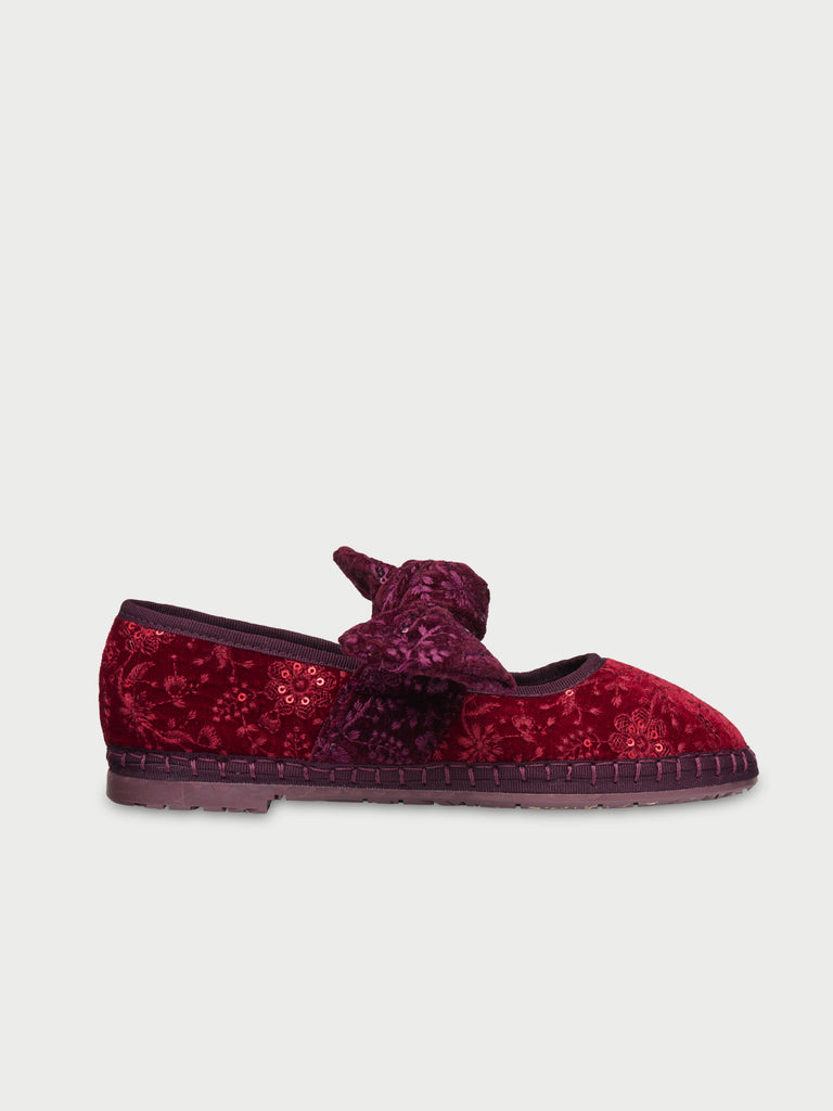 Lyra Sylva Burgundy